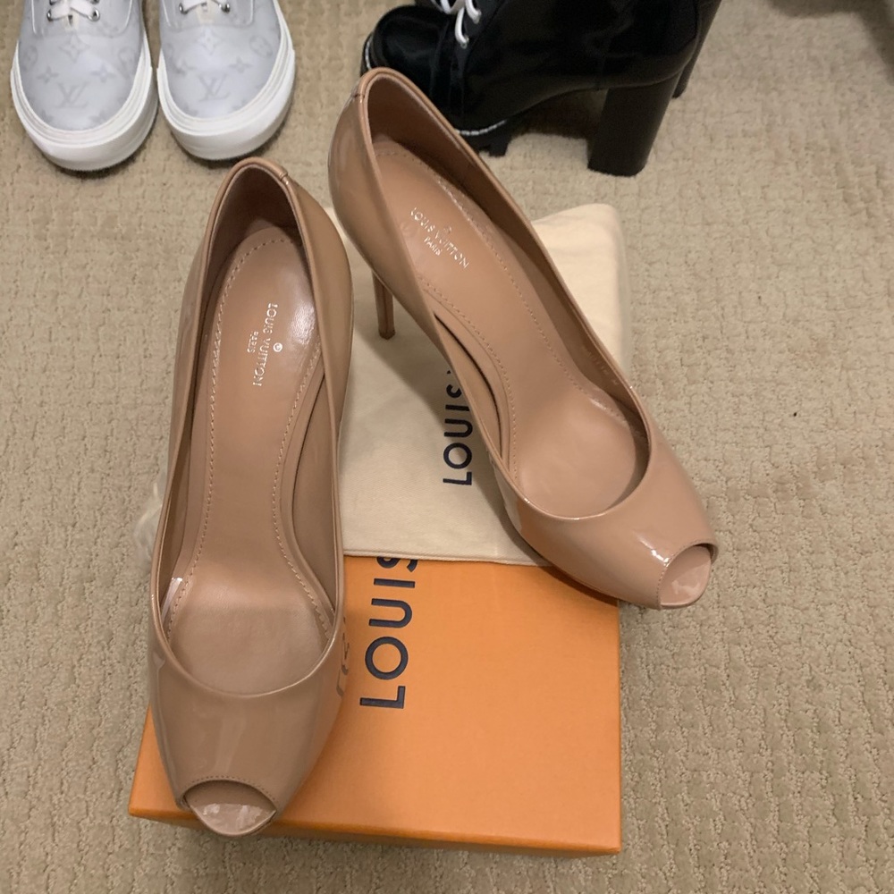 Louis Vuitton Eyeline PeepToe Nude Patent sz40 - Picture 3 of 8